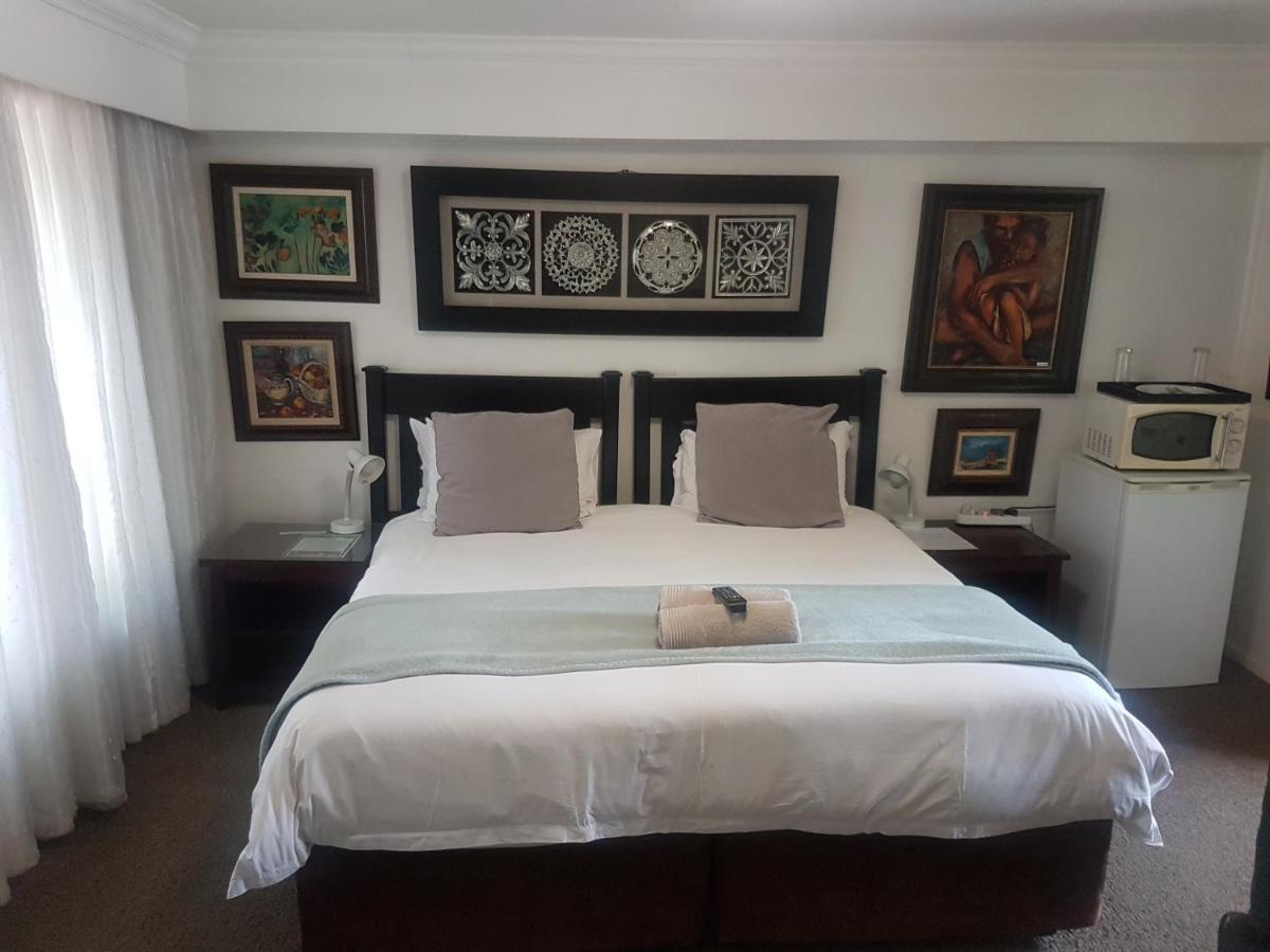 Izimbali Lodge And Restaurant Эрмело Экстерьер фото