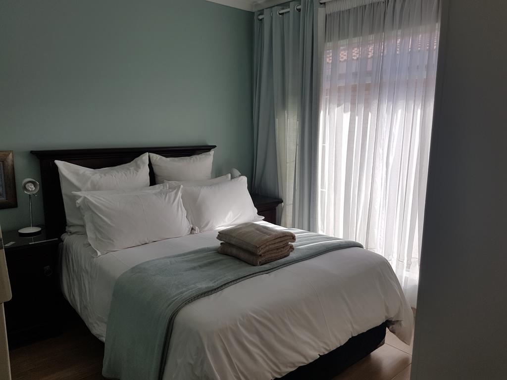 Izimbali Lodge And Restaurant Эрмело Экстерьер фото